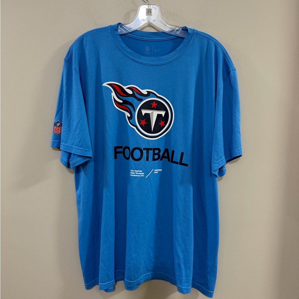 Men's Nike Dri Fit Tennessee Titans Football Short Sleeve Shirt. Size XXL